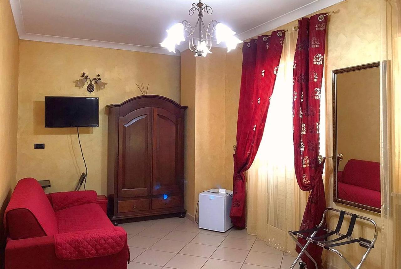 Il Girasole Bed & Breakfast Вибо Валентия Екстериор снимка