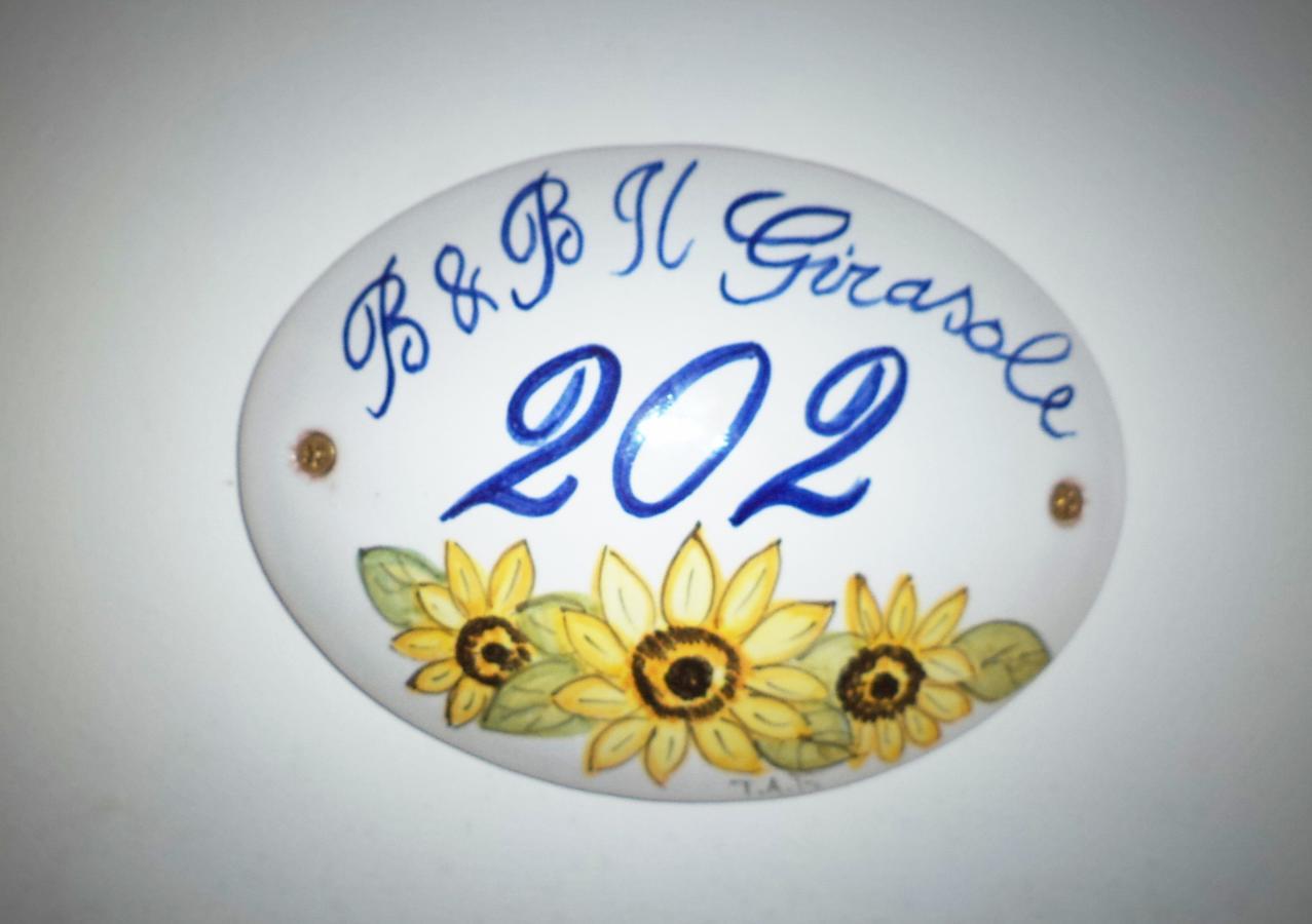 Il Girasole Bed & Breakfast Вибо Валентия Екстериор снимка